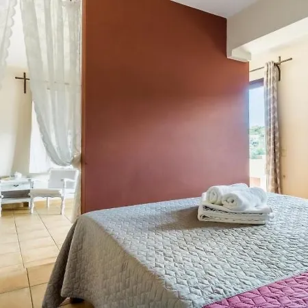 Apartment Cosis